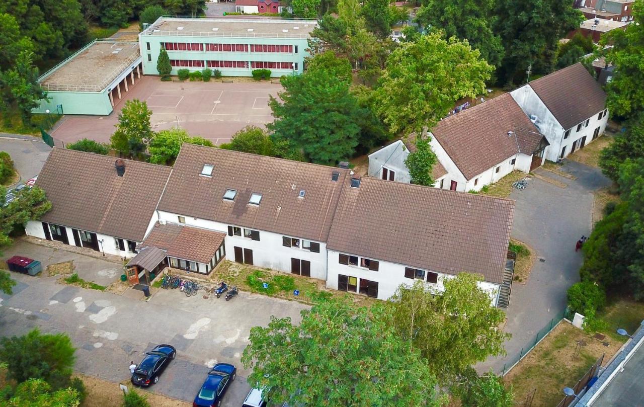 Hotel Pincevent La Queue-en-Brie Kültér fotó